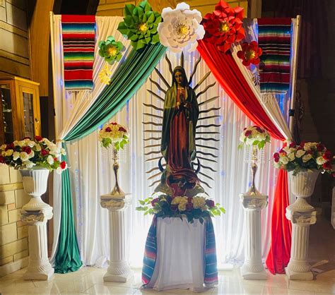 Altar Virgen De Guadalupe In Church Altar Decorations Altar