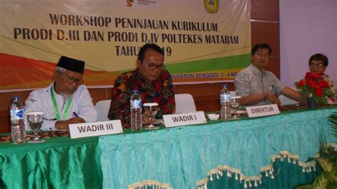 Workshop Peninjauan Kurikulum Poltekkes Kemenkes Mataram