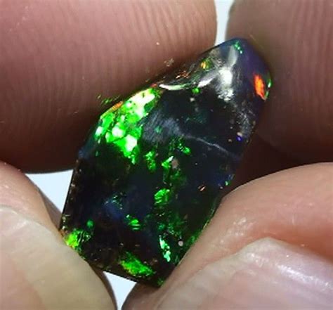 3 25 Ct Full Electric Gem Color Queensland Boulder Opal Boulder Opal