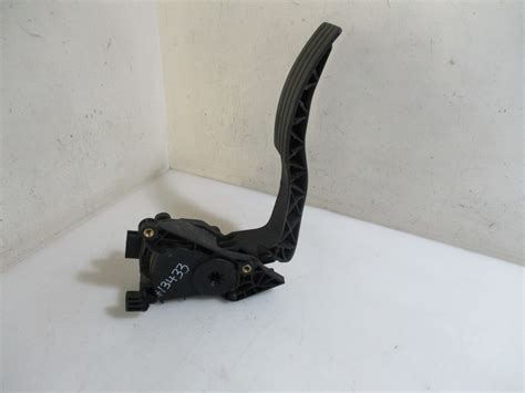 Renault Captur T Accelerator Pedal Partland Auto Parts