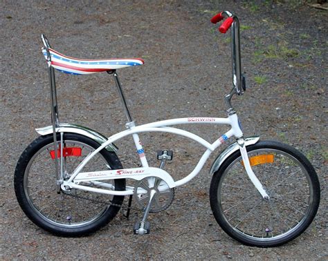 Vintage 1976 J38 6 Schwinn Bicentennial Stingray White Banana Seat