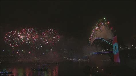 圖／澳洲雪梨跨年720秒煙火秀！ 點亮雪梨繽紛夜空