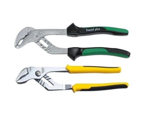 Essential Plumbing Tools You Need For Any Emergency