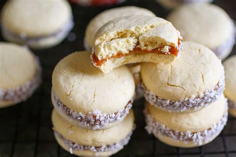 C Mo Hacer Alfajores En Casa Chipa By The Dozen