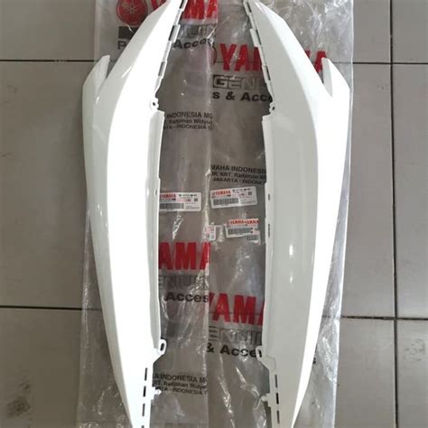 Jual Cover Body Aerox Warna Putih Sepasang Be F P Be F