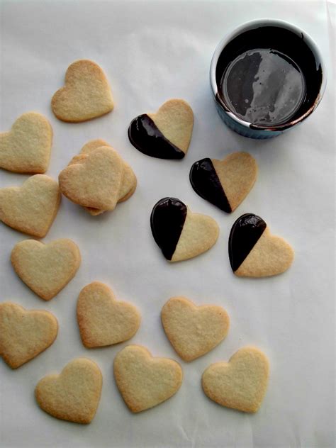 Biscotti Cuore Di Frolla E Cioccolato Home Sweet Home