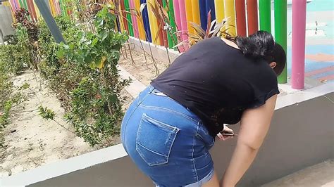 I Met A Chubby Girl And Invited Her To My House And We Ended Up Fucking Leaving Her Ass Full Of