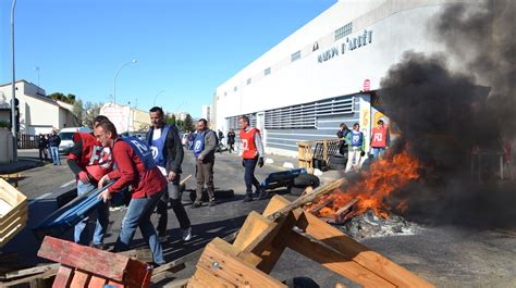 UN VENT DE RÉVOLTE SOUFFLE SUR LA MAISON D ARRÊT DE NÎMES