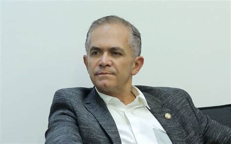 Miguel Ngel Mancera Batalla Para Reunir Mil Firmas El Heraldo De