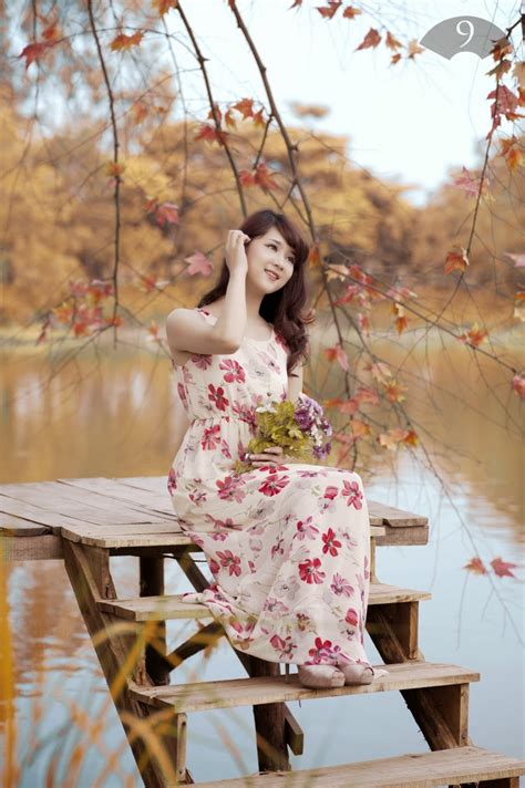 Ảnh nền hot girl tuổi trăng tròn có nụ cười duyên Hình nền điện thoại hình nền người đẹp ảnh