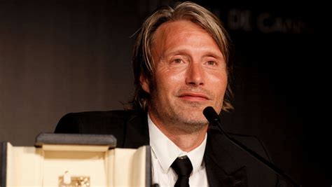 Mads Mikkelsen Zagra Hannibala Lectera Film