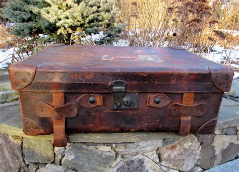 Vintageantique Leather Suitcase Collectors Weekly