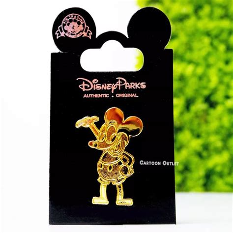 Disney Parks Mickey Mouse Gold Collectible Trading Pin Licensed