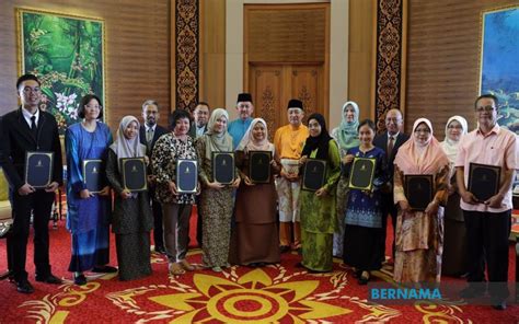 Bernama Sabah Allocates Rm Mln In Scholarships For Tertiary