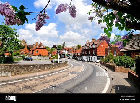 Chiddingfold Hi Res Stock Photography And Images Alamy