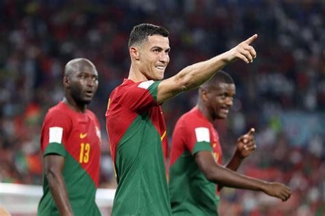 Cristiano Ronaldo è il primo della storia a segnare in cinque diversi