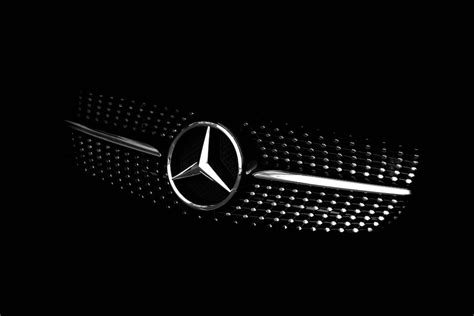 1000+ Mercedes Benz Logo Pictures | Download Free Images on Unsplash