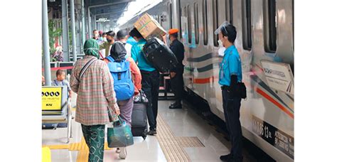 Tak Penuhi Syarat Perjalanan Kai Daop Surabaya Tolak Calon