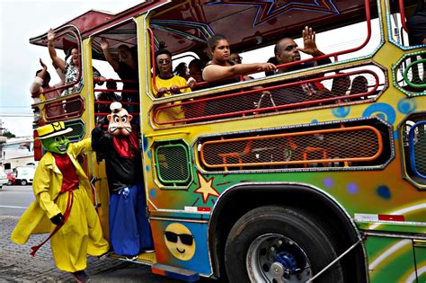 Caps Vila Esperança - Ônibus adaptado para eventos leva usuários do Caps Vila Esperança para ...