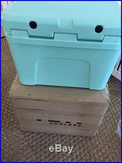 YETI Limited Edition Seafoam Green Tundra 35 Cooler New in original box