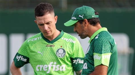 Por Tri No Paulista Palmeiras Muda Pe As Do Time Bicampe O Brasileiro