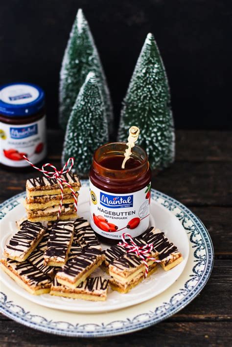 Linzer Plätzchen mit Hagebutte und Baiser Holla Kochfee