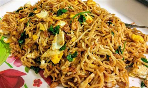 Bakmi Goreng / Bakmi Goreng Legendaris yang Paling Komplet dan Mantap ... - Naya Thompson