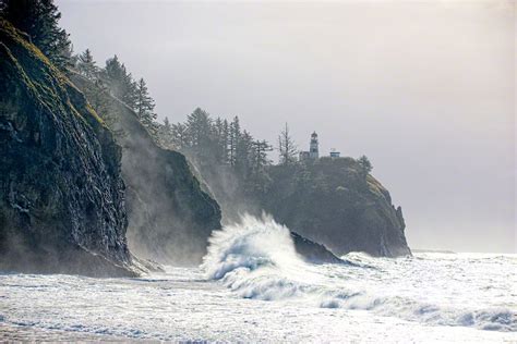 Wave at Cape Disappointment Lighthouse - Buddy Hawkins