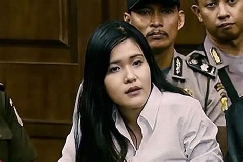 Kembali Soroti Kasus Jessica Wongso Hotman Paris Bicara Undang Undang