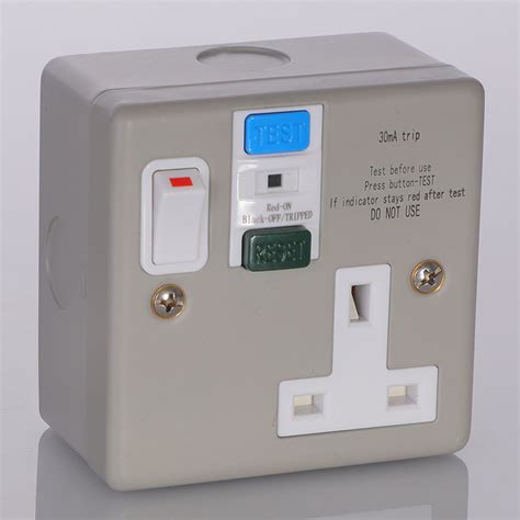 British 13a 30ma Rcd Protected Safety Socket Single Rcd Plastic And Uk Socket Switched From