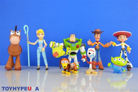 Disney Store Exclusive - Pixar Toy Box Toy Story 4 Figures Review