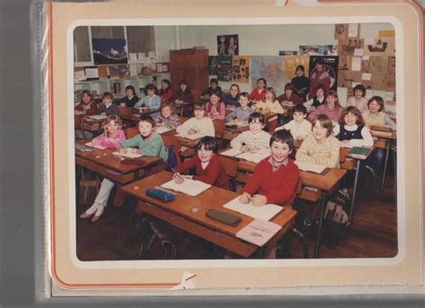 Photo De Classe CM1 De 1982 ECOLE HELENE BOUCHER Copains D Avant