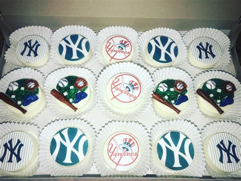 New York Yankee Theme Baseball Oreos Chocolate Covered Oreos New York