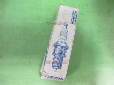 Original NISSAN Spark Plug 22401 V5016 Made By NGK