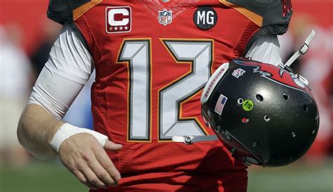 A Tom Brady Buccaneers Jersey Reported Deal Gives Qbs Apparel First