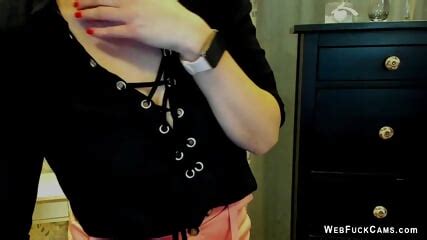 German Amateur MILF LUXvanessa Teasing Her Fans On Solo Homemade Webcam Show