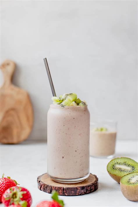 Strawberry Kiwi Smoothie Recipe With Video Kroll S Korner