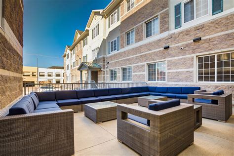 Luxury Apartments In East Lansing, MI | Campus Village Apts