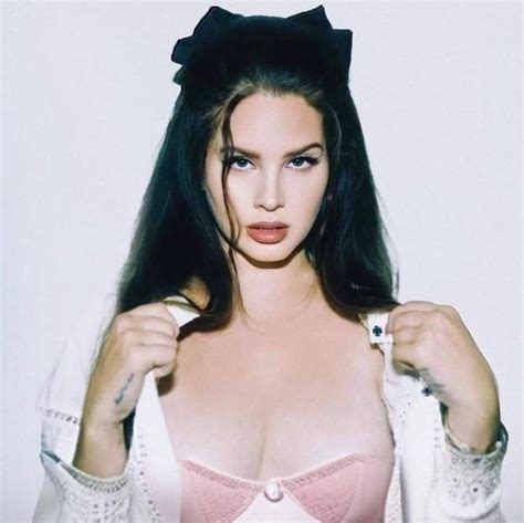 UpdateCharts On Twitter Lana Del Rey Uma Das Melhores Compositoras