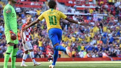 Watch Neymar Scores Stunning Goal For Brazil On Return From Injury