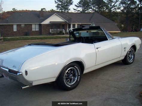 1968 Oldsmobile Cutlass Convertible