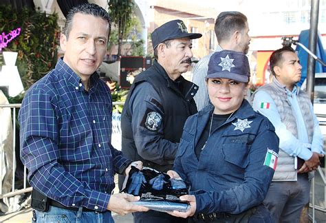 Entrega To O Salas Moto Patrullas E Impermeables A Seguridad P Blica