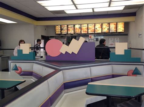 Seeing These Photos Of 90s Fast Food Restaurants Will Make You