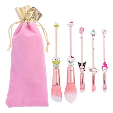 Set De 5 Brochas De Maquillaje De Hello Kitty Y Sus Amigos Cuotas Sin