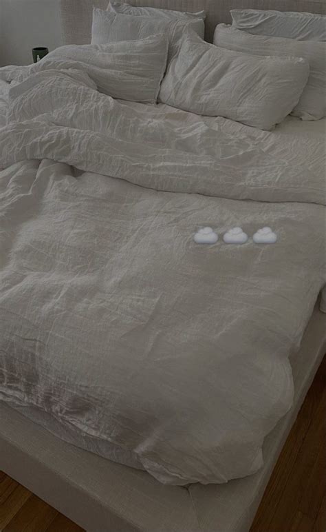 White Bed Sheets En 2024 Decoración De Habitaciones Decoración De