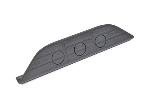 Gmc Yukon Bumper Step Pad Rear Center Fleetside 15686281
