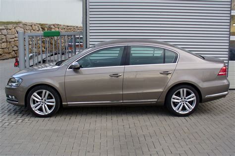 Volkswagen Passat (B7) 2010 - 2014 Specs and Technical Data, Fuel Consumption, Dimensions