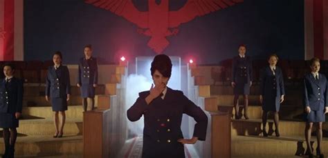 Oblíbenkyně Zemana z Pussy Riot vydaly nové video Putin bude zuřit Expres cz