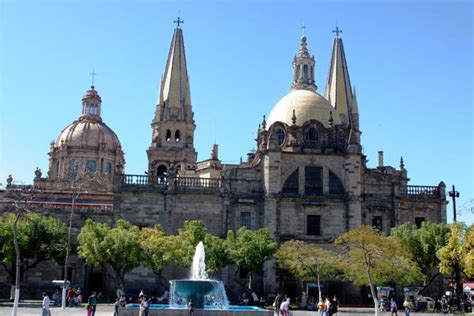 Enjoy the History of Guadalajara Through These Sightseeing Tours