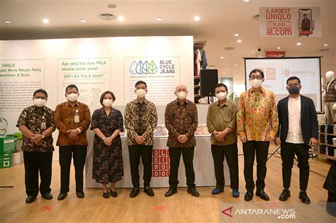 Uniqlo Akan Bantu Pasarkan Produk Ukm Lokal Antara News